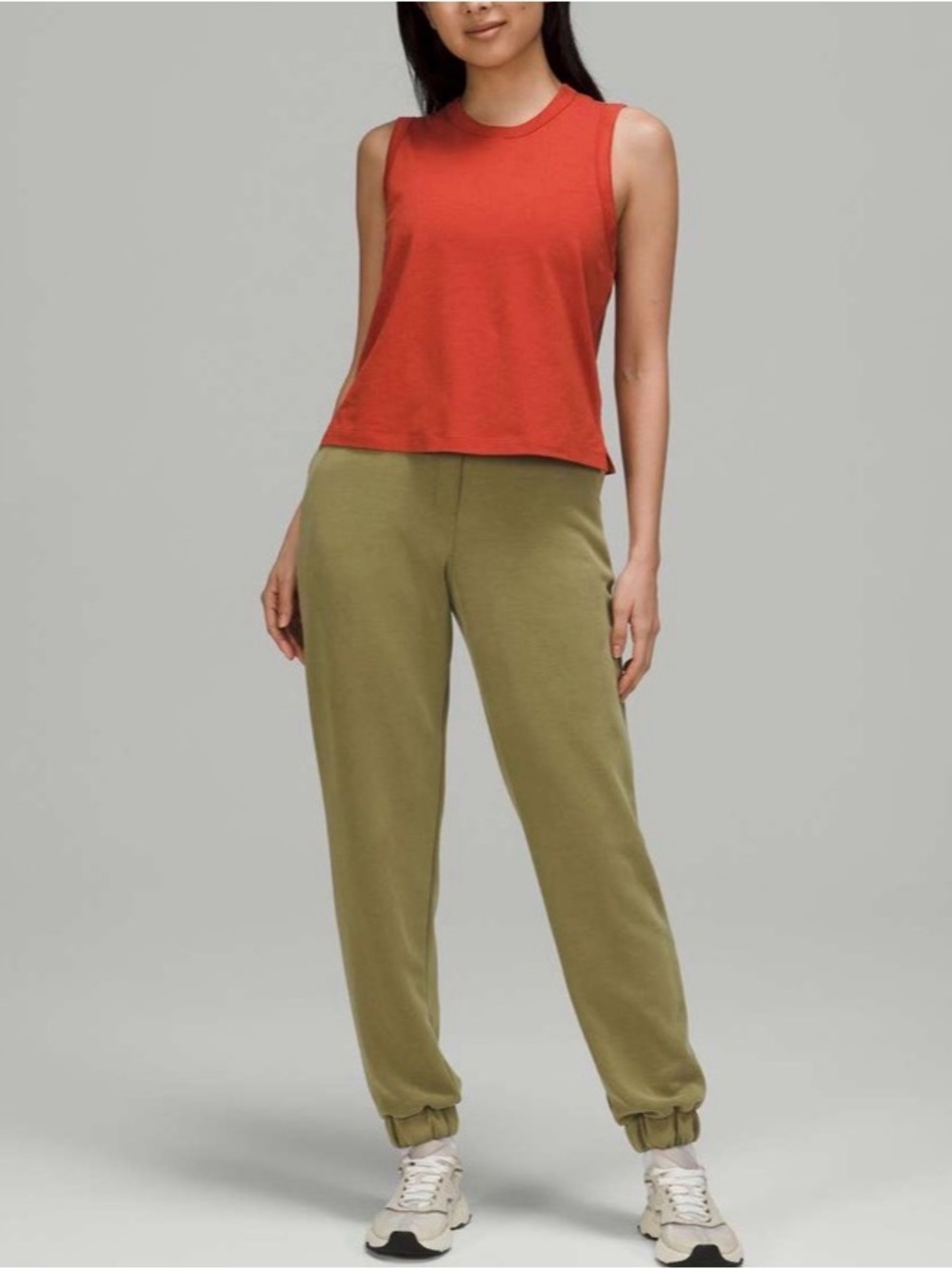 **Lululemon** NWOT Softstreme Relaxed HR Pant Bronze Green Jogger